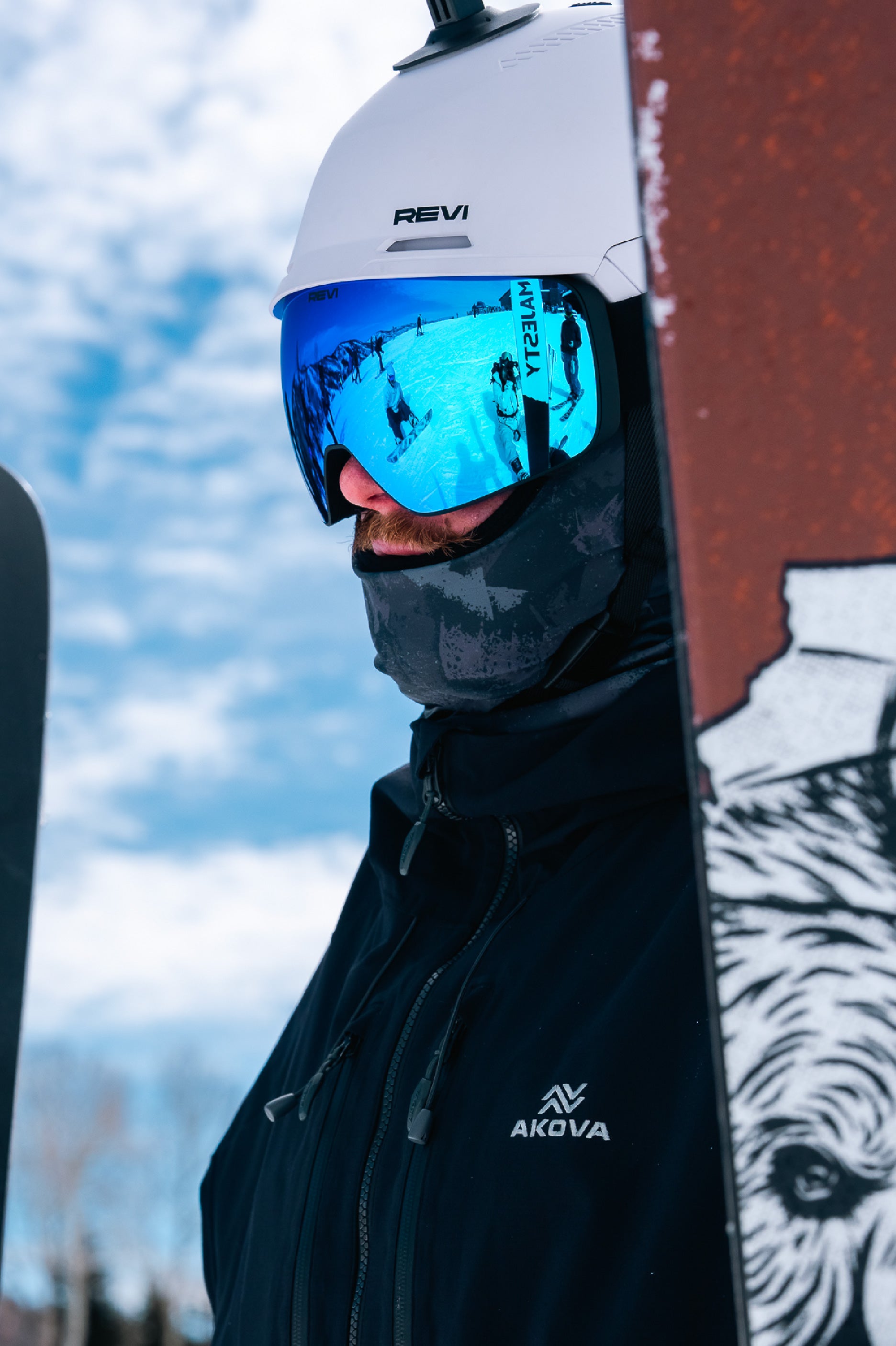 The Catalyst Goggle // Photochromic